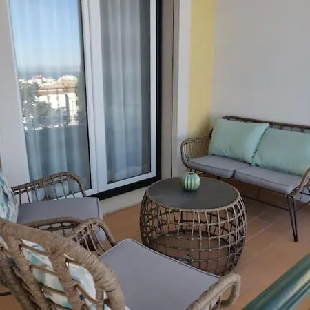 Apartment Duplex Sea View. Near Beaches And Town Center. Lagos
